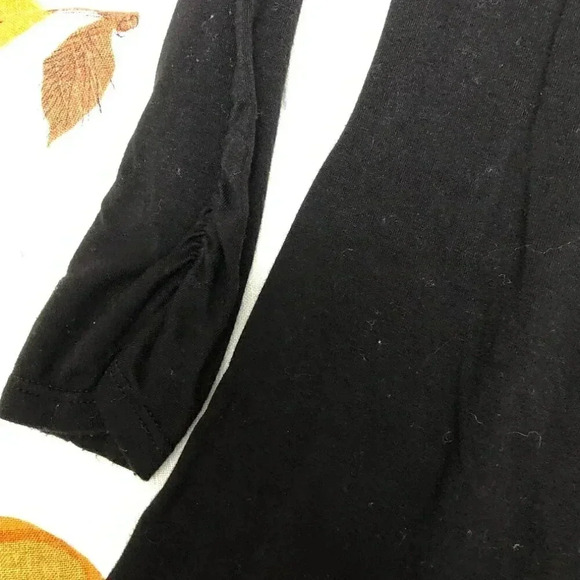 White House Black Market 3/4 Sleeve Shirt - Picture 2 of 3